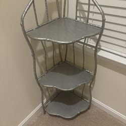 Metal Corner Shelf Stand – 3 Tier Decorative Plant Stand (Rustic/Modern) 