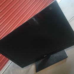 40 Inch TV (LG)