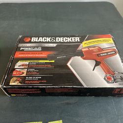 Black & Decker PowerCaulk Cordless Caulking Gun In Box
