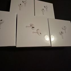 air pod 4s and pro 2