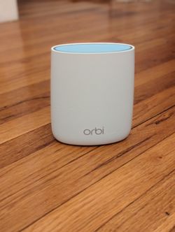 Netgear Orbi WiFi Mesh: Router And Satellite