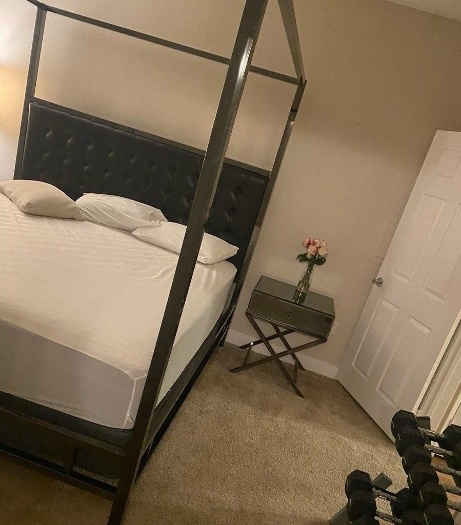 King Size Bed Frame With Side Mirror Table