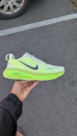 Title: 🔥 Nike ZoomX Invincible Run 3 – Neon Green – Brand New – Size 9.5