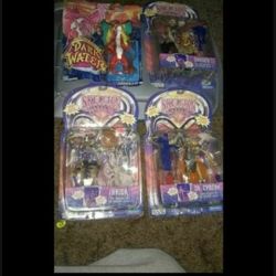 4 collectible toys in box