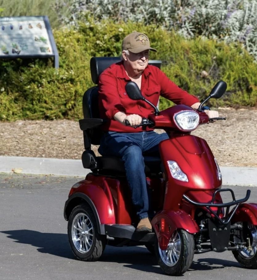 Traveler Large 4 Wheels Mobility Scooter (XW-E01), Electric Heavy Duty Wheelchair Device, 500 LBS Capacity for Seniors & Adults, Speed Adjust, Rear Tr