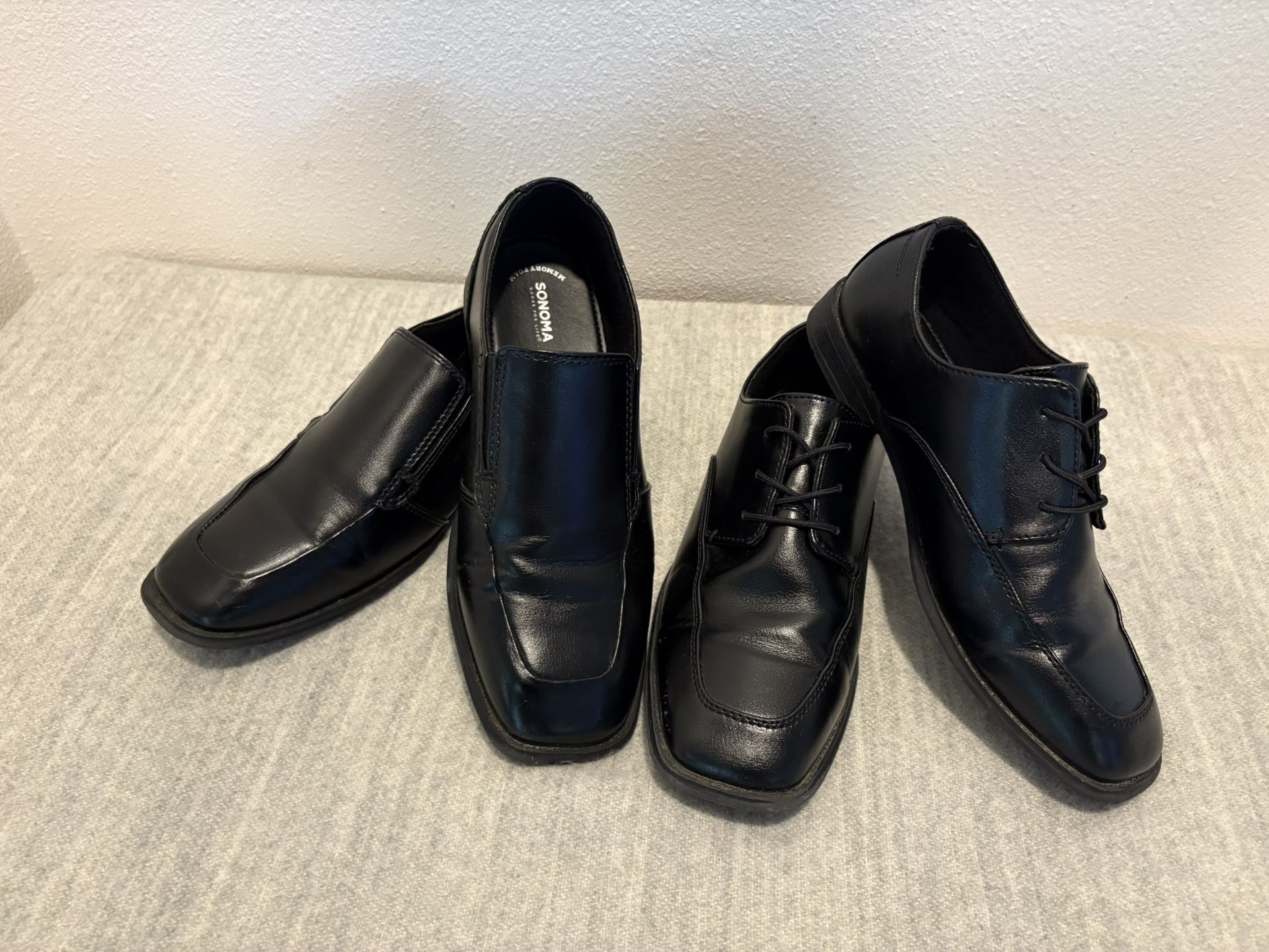 Kohl’s Sonoma Boys Black Dress Shoes size 6 - Slip Ons & Tied - Simi valley