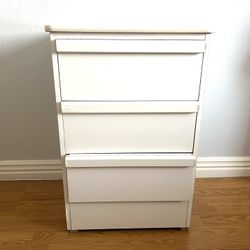 White 3 Drawer Dresser 