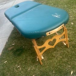 Massage Table 