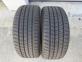 2 Yokohama Tires 235/45/18