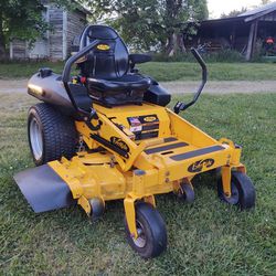 Ever-Ride "Hornet" Commercial  Mower! In Excellent Condition Runs&Works Great! Asking $3200 obo..