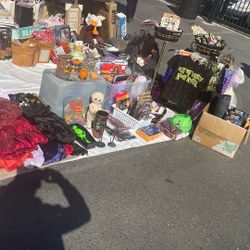 Halloween Costumes,declarations,and Accesseries