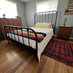 Queen Bed Frame - Black Metal 