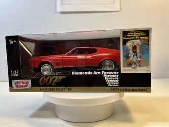 1971 Ford Mach I Diecast Model Car: 1/24 Scale, New In the Box By Motormax
