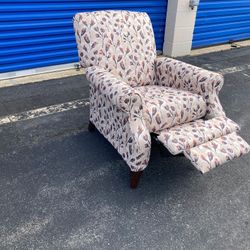 PUSH BACK RECLINER CHAIR