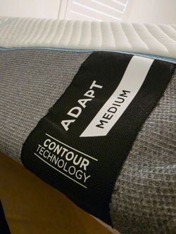 Adjustable Tempur-pedic bed