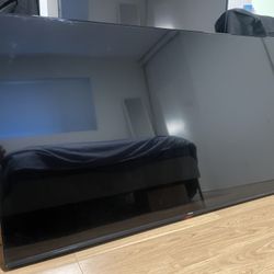 70” 4K UHD Hisense Android Smart TV( For Parts)