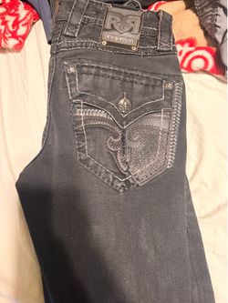 Clothes hmu
