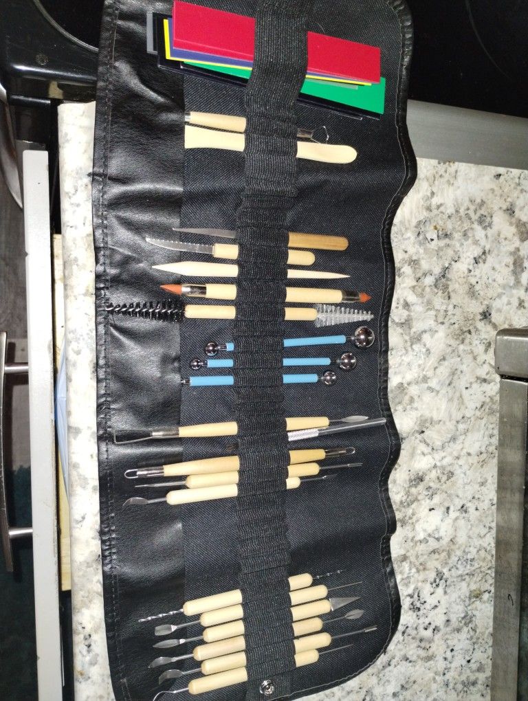 BRAND NEW CLAY SCULPTURE& RESIN TOOLS $50