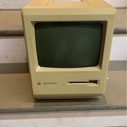 Macintosh Plus 1Mb