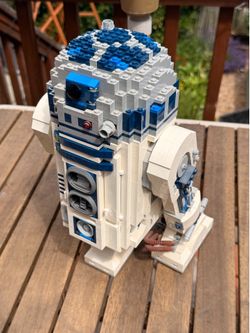 Lego Starwars R2D2 set 10225