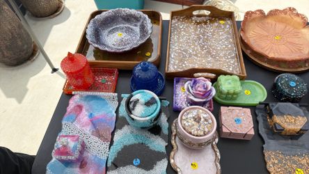 Boutique pop up / yard sale