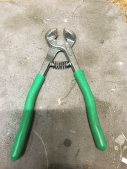 Tile cutting pliers