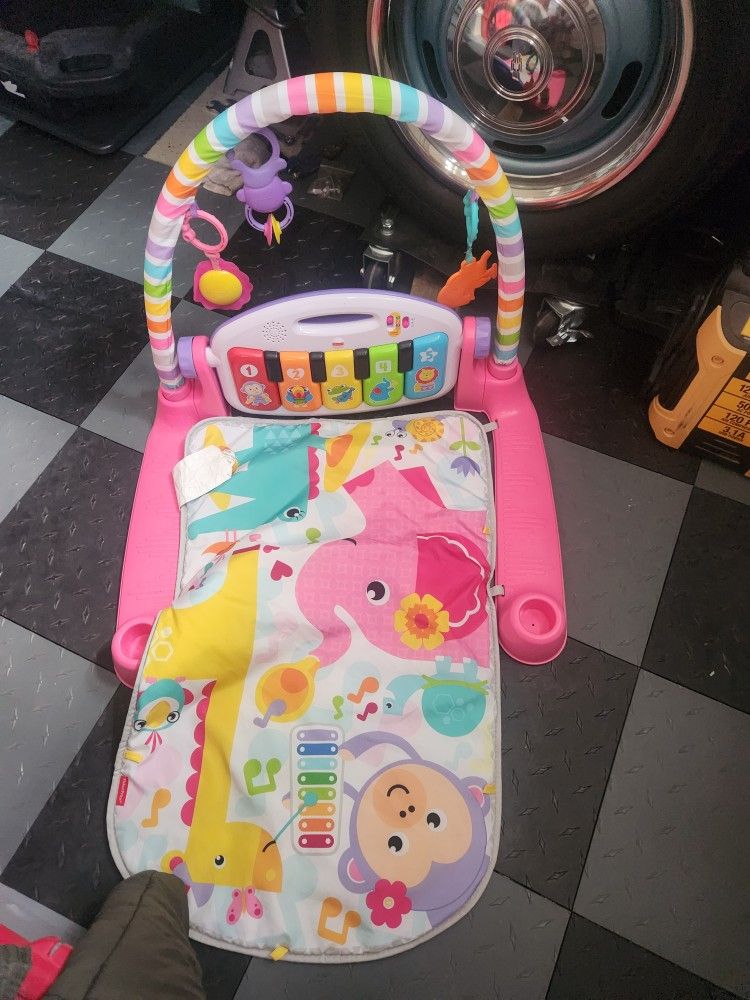 Fisher-Price Glow and Grow Kick & Play Piano Gym Baby Infant Playmat with Musical Learning Toy,