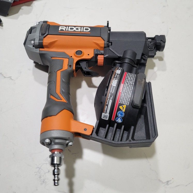 RIDGID Pneumatic 15 Deg. 1 3/4 in. Coil Roofing Nailer