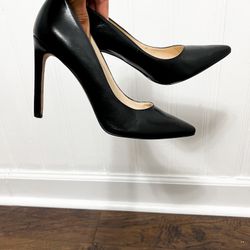 Nine West Black heels 