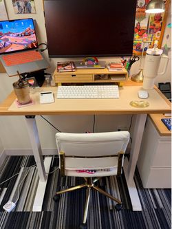 Standing desk + chair