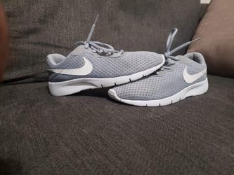 Nike Sz 6.5 $15