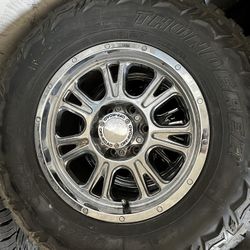 Off Road Wheels And Tires