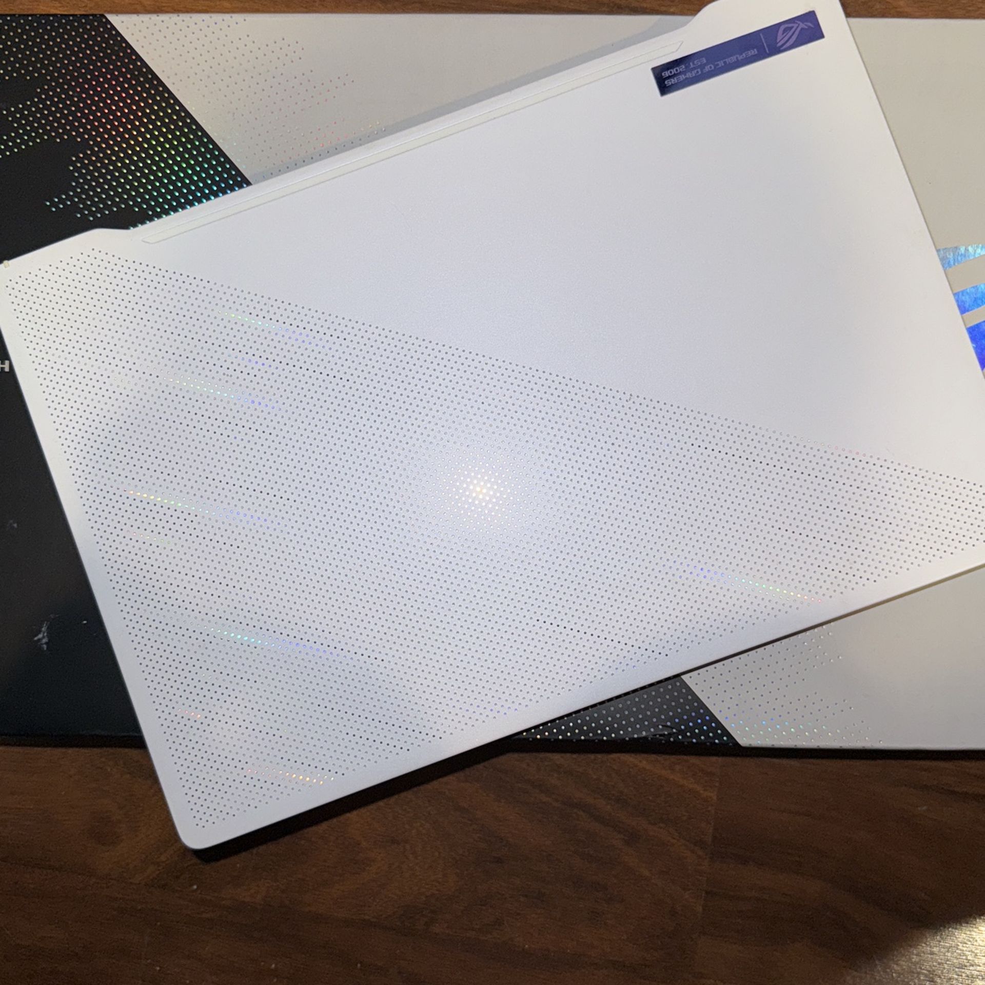 ASUS - ROG Zephyrus 14" Gaming Laptop - AMD Ryzen 9 - 16GB Memory - NVIDIA GeForce RTX 3060 - 1TB SSD - Moonlight White - Moonlight White