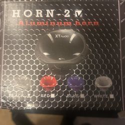 XT Audio Horn Black