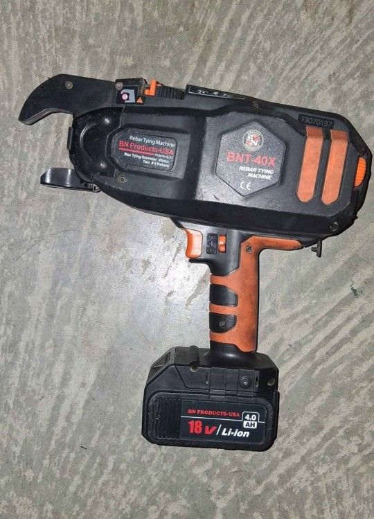 BNT-40X Cordless Tiger Rebar Tier