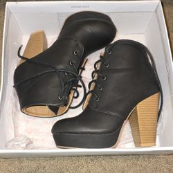Size 5.5 Black Qupid Lace Up Booties