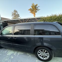 2014 Dodge Caravan/Grand Caravan