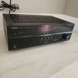 Yamaha Receiver RX-,V377
