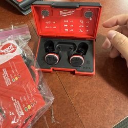 Milwaukee Headphones