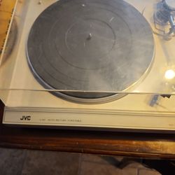 JVC L-A11 TURN TABLE