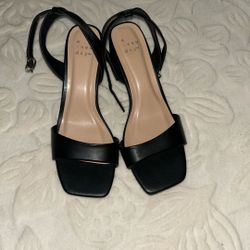 6.5 Black Heels