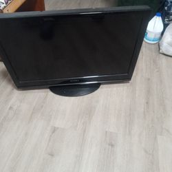 32 Dynex Tv No Remote 10 Dollars