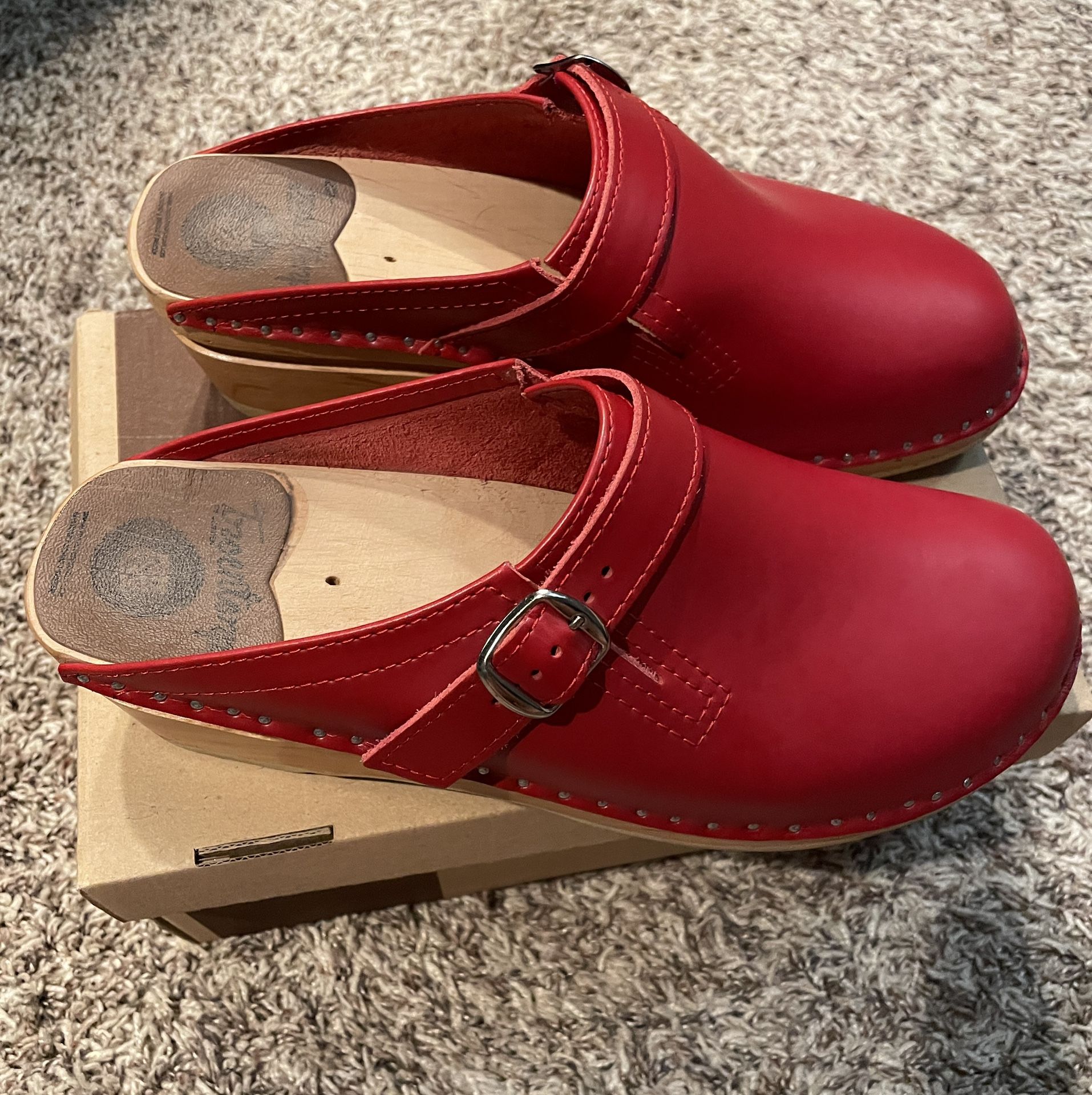 Womens Troentorp Vegan Leather Raphael Red Wooden Clogs Sz 40 (9/9.5)