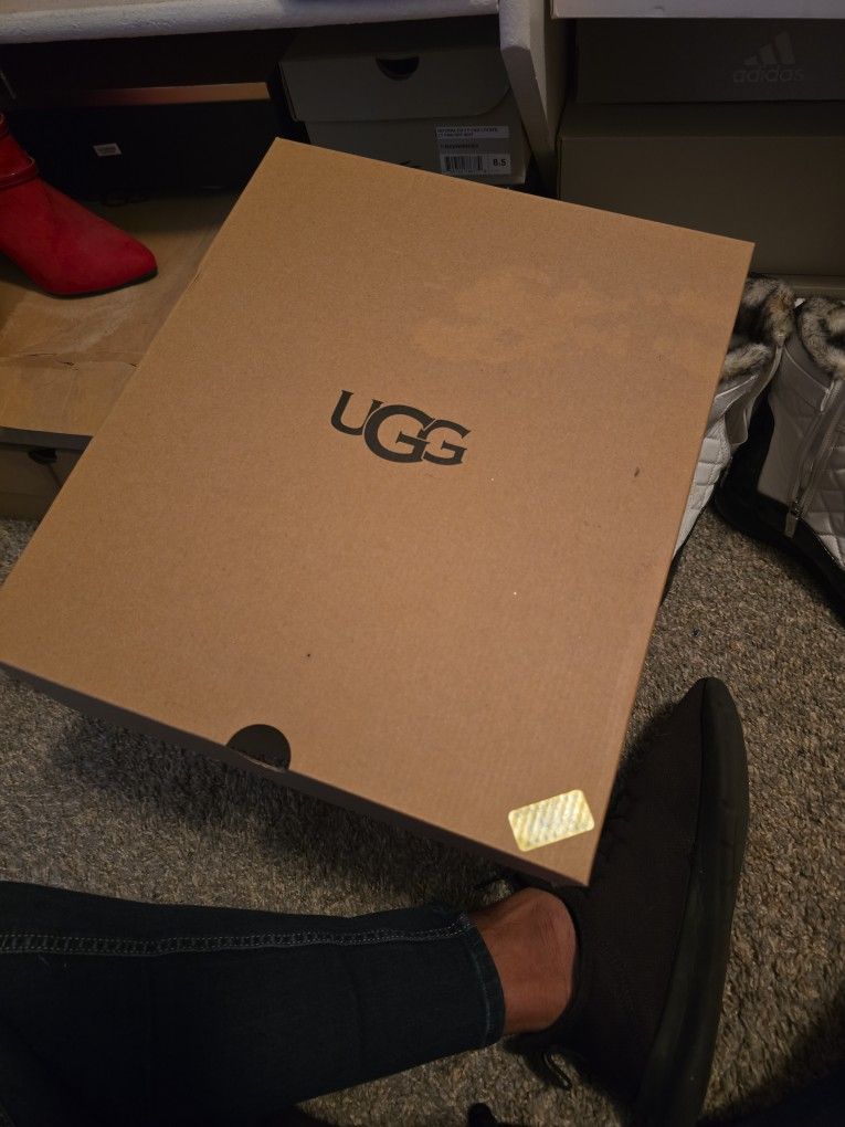 Ugg Boots Size 9 For Women