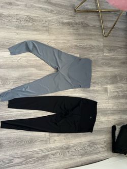 Victoria’s Secret yoga pants