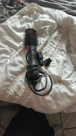 REVLON Revlon One-Step Volumizer Hair Dryer and Hot Air Brush
