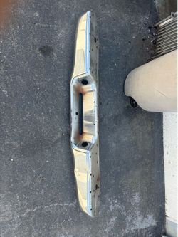 Toyota pick up rear bumper