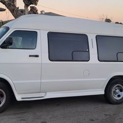 2001 Dodge Ram Van