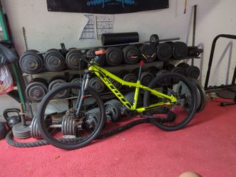Scott Scale Mountain Bike Neon Yellow
