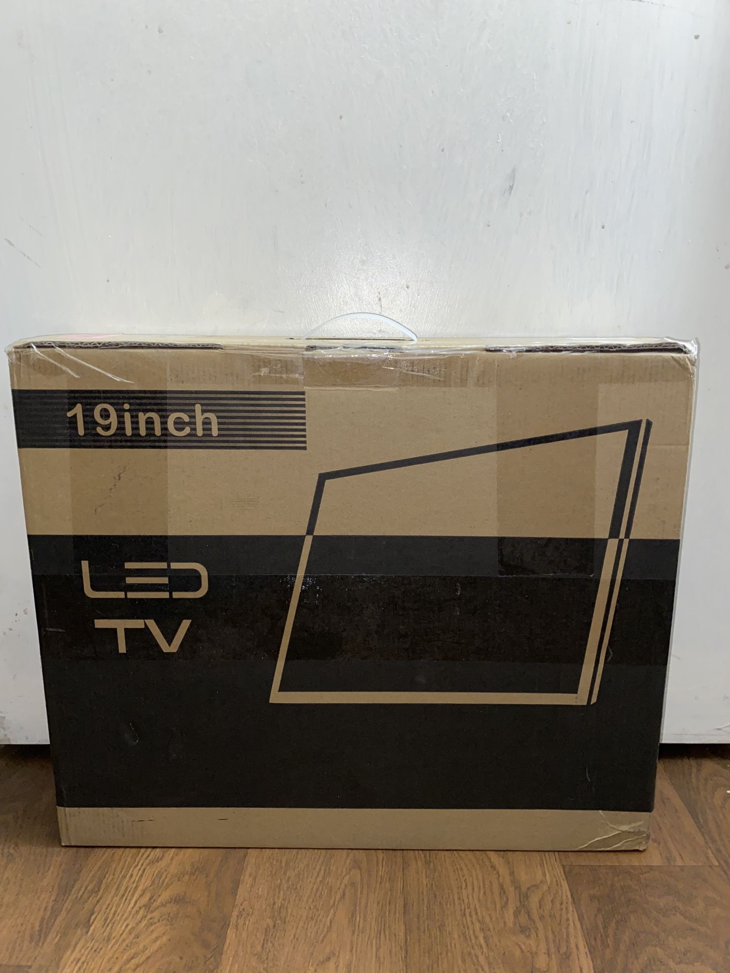 Feihe 19 Inch Flat Screen TV